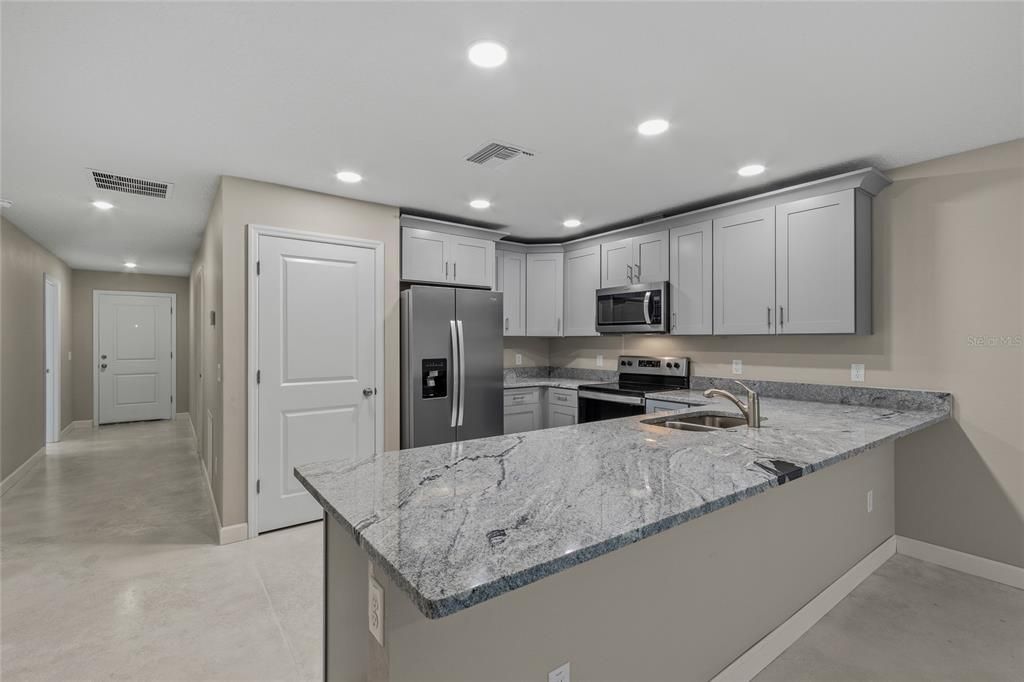 For Rent: $1,850 (3 beds, 2 baths, 1159 Square Feet)