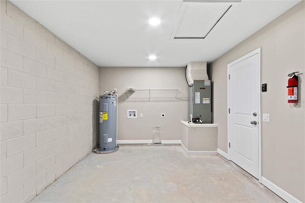 For Rent: $1,850 (3 beds, 2 baths, 1159 Square Feet)