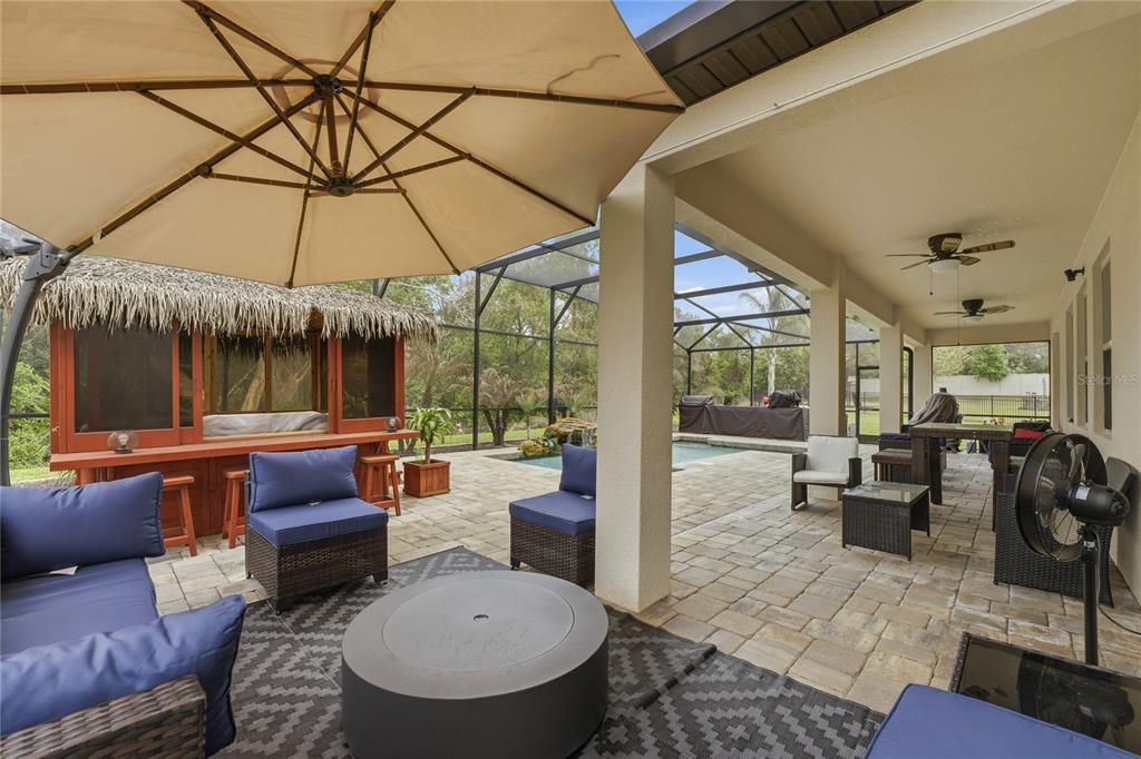 En Venta: $735,000 (6 camas, 4 baños, 3061 Pies cuadrados)