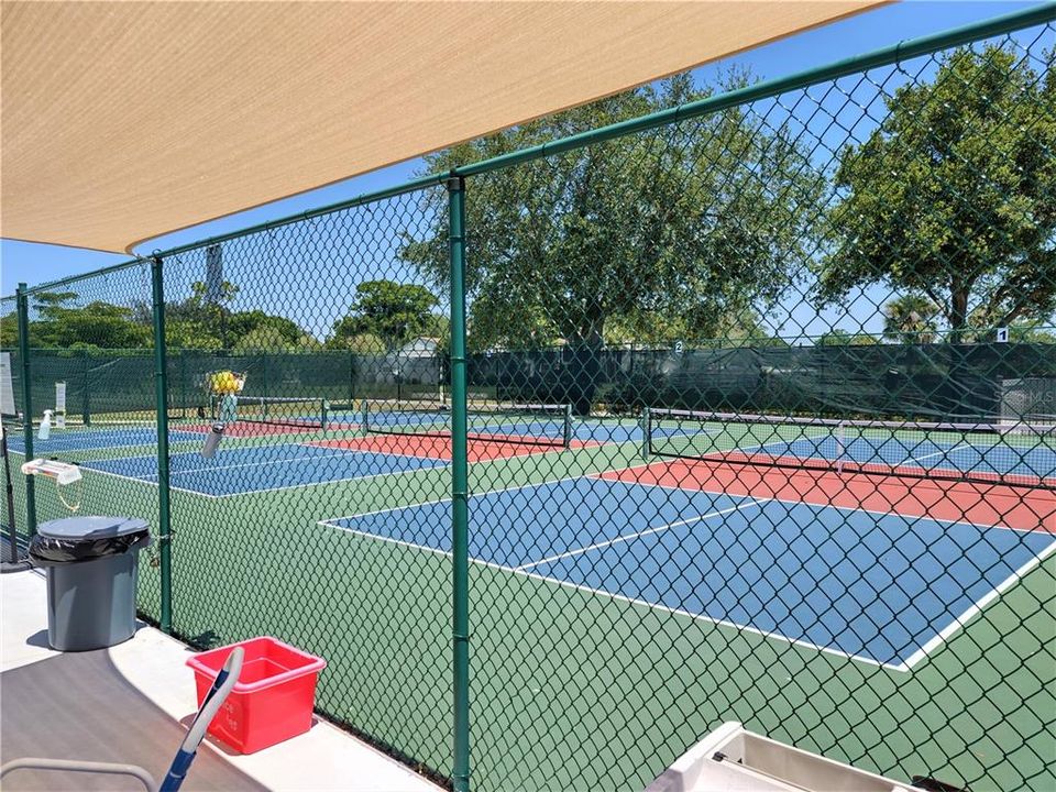 For Rent: $1,825 (2 beds, 2 baths, 888 Square Feet)