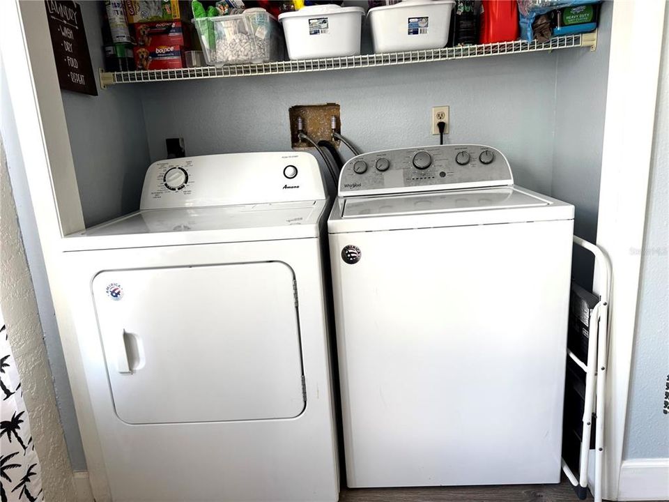 Active With Contract: $140,000 (2 beds, 2 baths, 1270 Square Feet)
