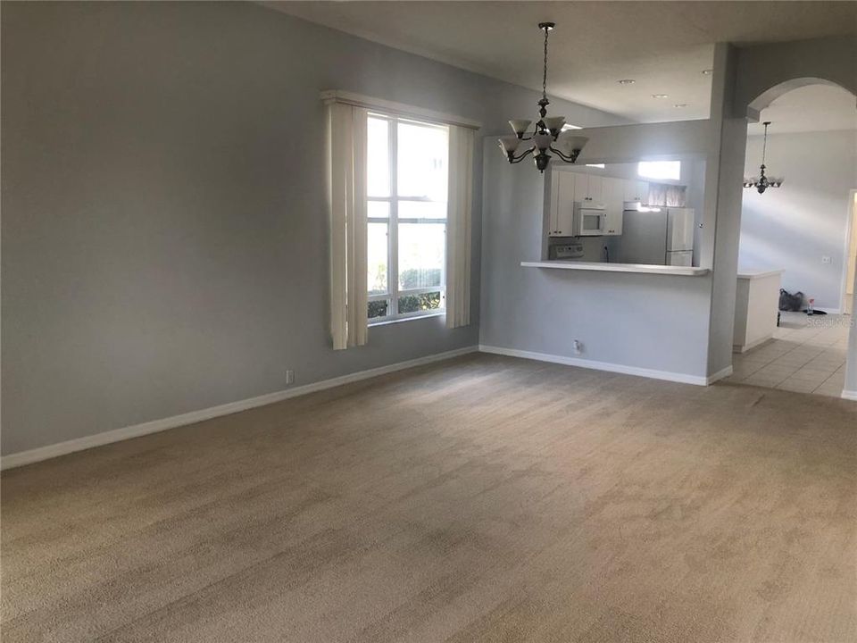 For Rent: $2,300 (2 beds, 2 baths, 1817 Square Feet)