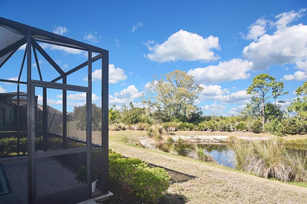 Под контрактом: $475,000 (3 спален, 2 ванн, 1845 Квадратных фут)