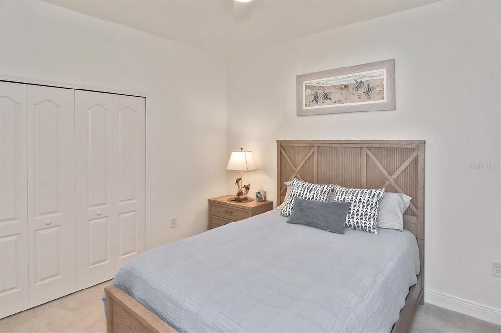 Под контрактом: $475,000 (3 спален, 2 ванн, 1845 Квадратных фут)