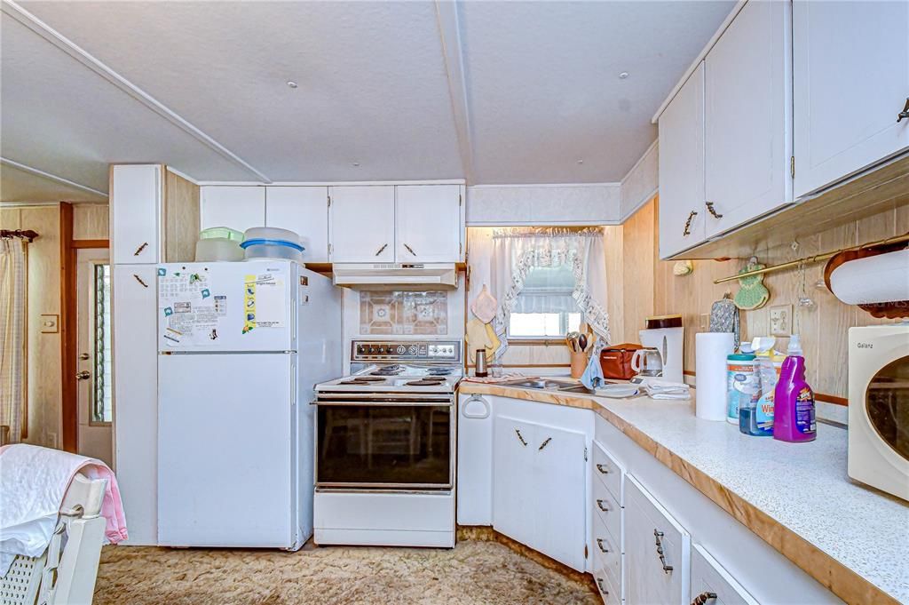 На продажу: $47,500 (2 спален, 1 ванн, 564 Квадратных фут)