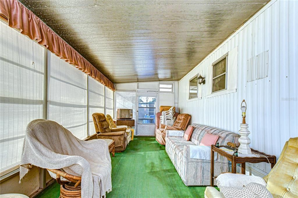 На продажу: $47,500 (2 спален, 1 ванн, 564 Квадратных фут)