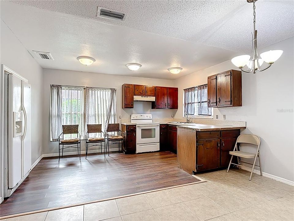 В аренду: $1,500 (2 спален, 2 ванн, 1038 Квадратных фут)