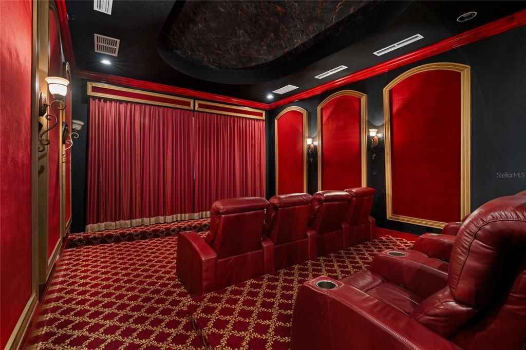 На продажу: $2,700,000 (7 спален, 8 ванн, 7240 Квадратных фут)