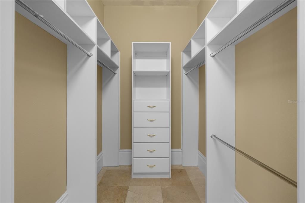 На продажу: $2,700,000 (7 спален, 8 ванн, 7240 Квадратных фут)