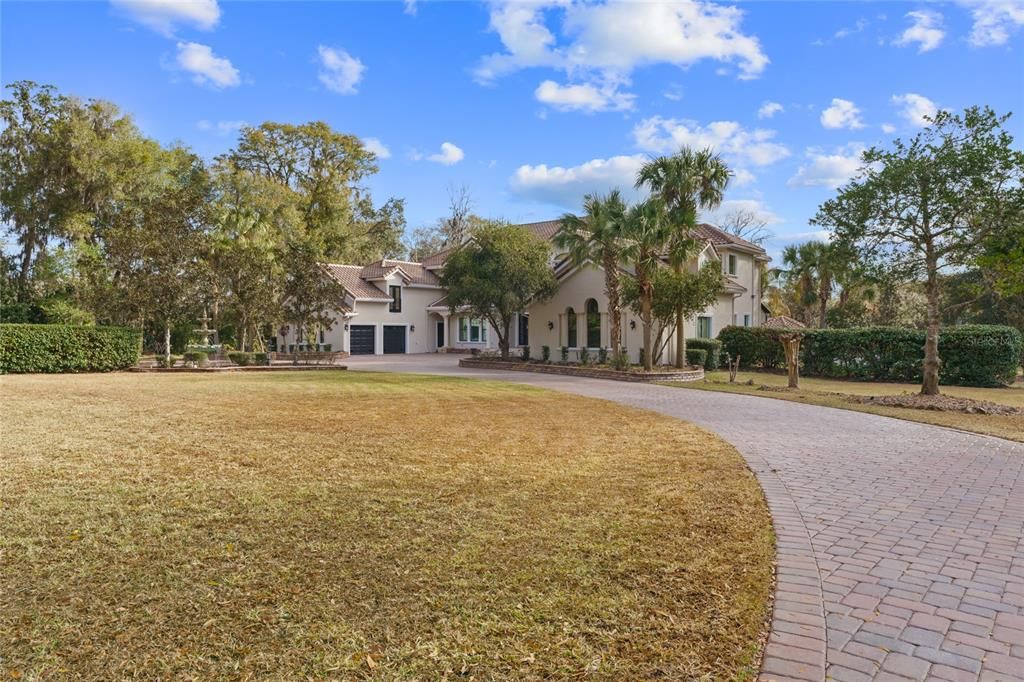 На продажу: $2,700,000 (7 спален, 8 ванн, 7240 Квадратных фут)