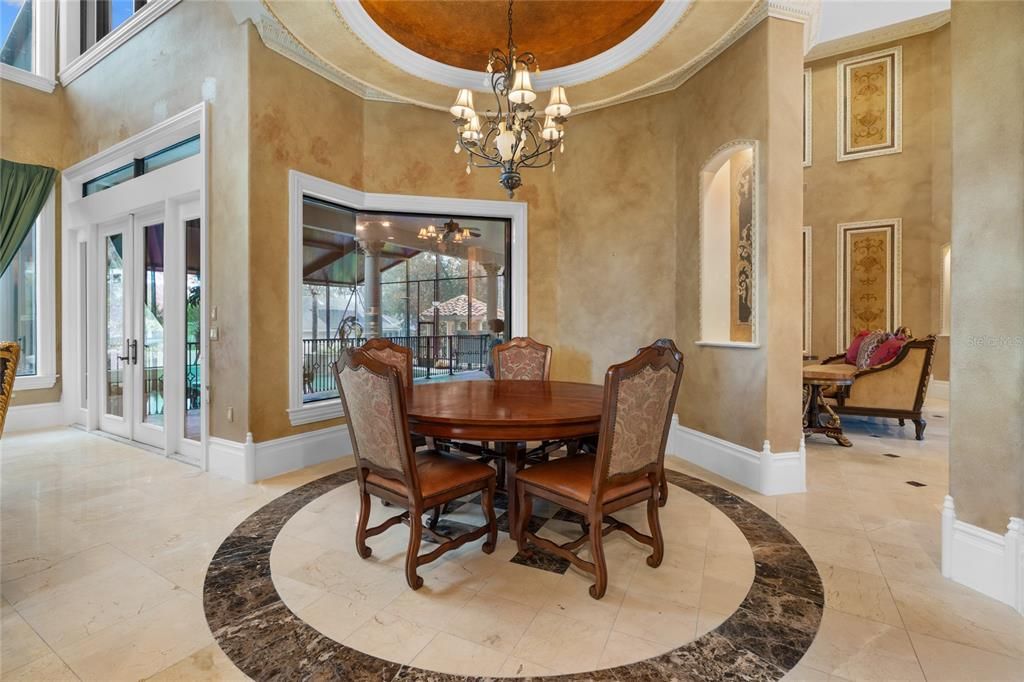 На продажу: $2,700,000 (7 спален, 8 ванн, 7240 Квадратных фут)