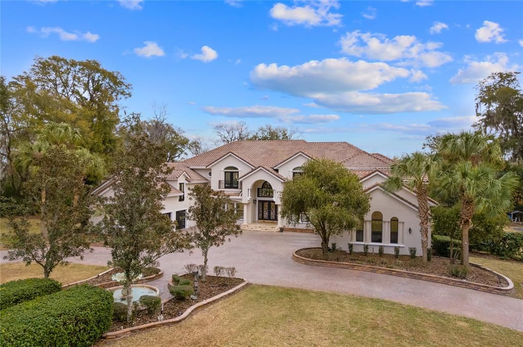 На продажу: $2,700,000 (7 спален, 8 ванн, 7240 Квадратных фут)