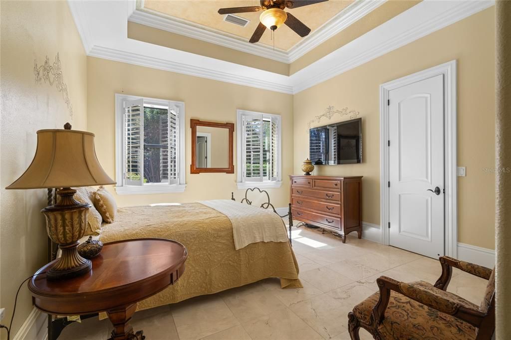 На продажу: $2,700,000 (7 спален, 8 ванн, 7240 Квадратных фут)