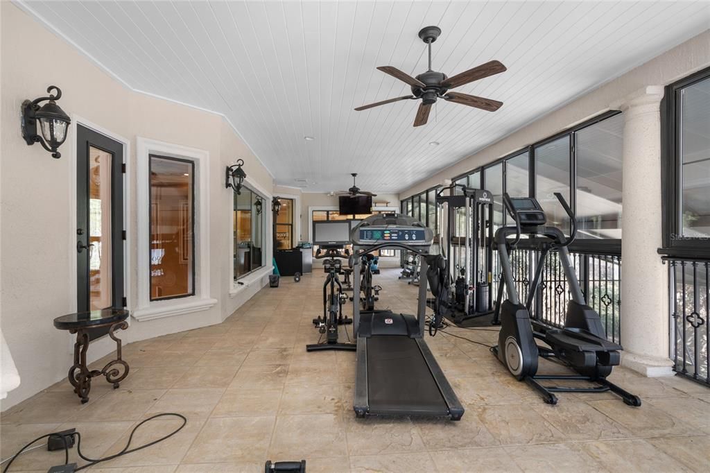 На продажу: $2,700,000 (7 спален, 8 ванн, 7240 Квадратных фут)