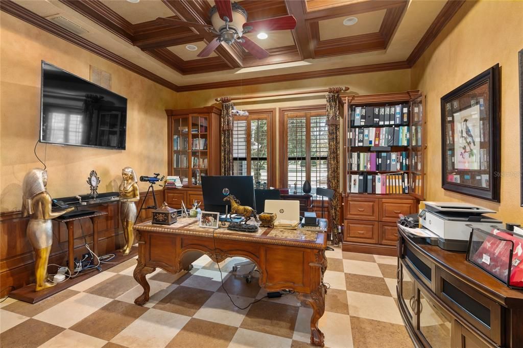 На продажу: $2,700,000 (7 спален, 8 ванн, 7240 Квадратных фут)