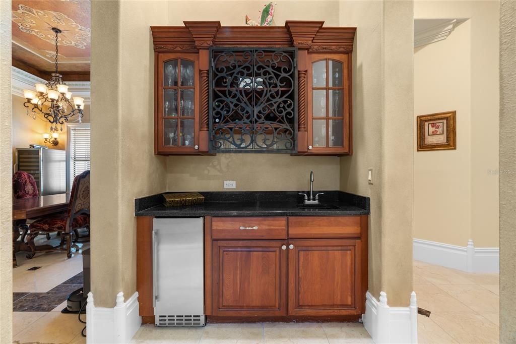 На продажу: $2,700,000 (7 спален, 8 ванн, 7240 Квадратных фут)