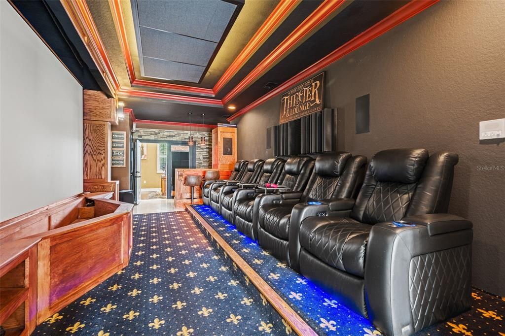 For Sale: $1,000,000 (5 beds, 5 baths, 5536 Square Feet)