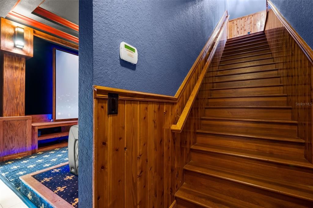 For Sale: $1,000,000 (5 beds, 5 baths, 5536 Square Feet)
