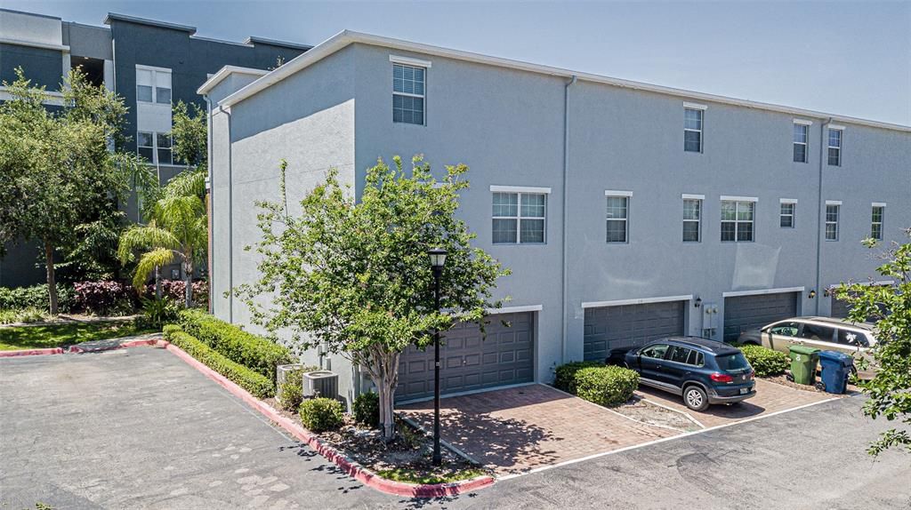 Active With Contract: $4,080 (4 beds, 3 baths, 2410 Square Feet)