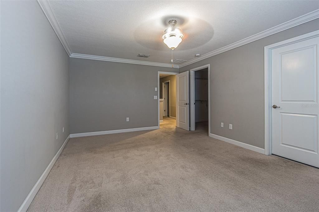 Active With Contract: $4,080 (4 beds, 3 baths, 2410 Square Feet)