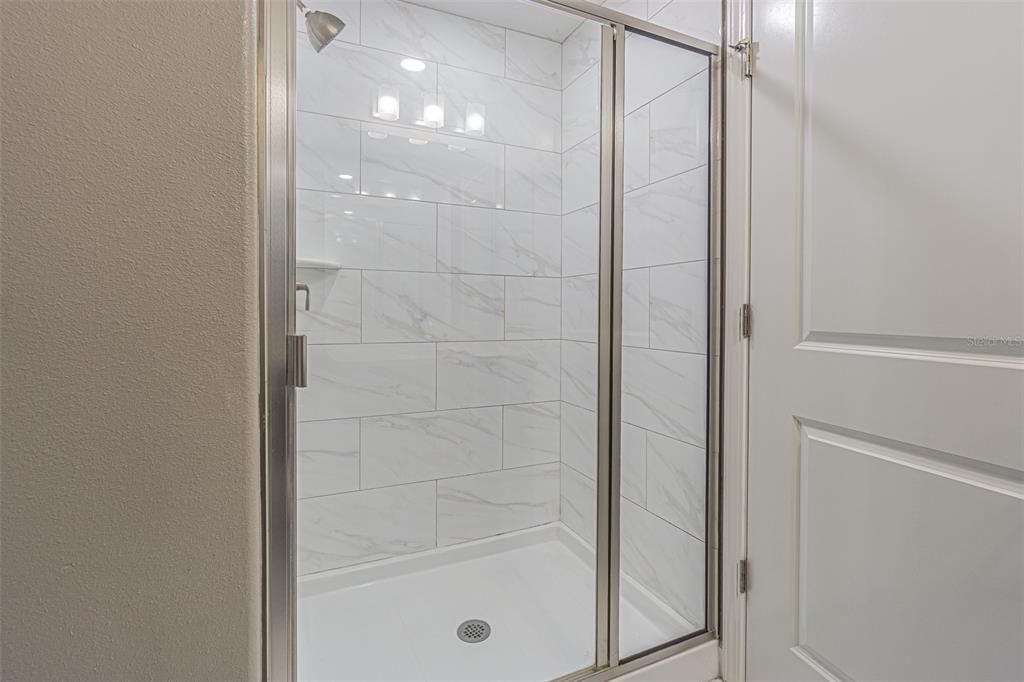 Active With Contract: $4,080 (4 beds, 3 baths, 2410 Square Feet)
