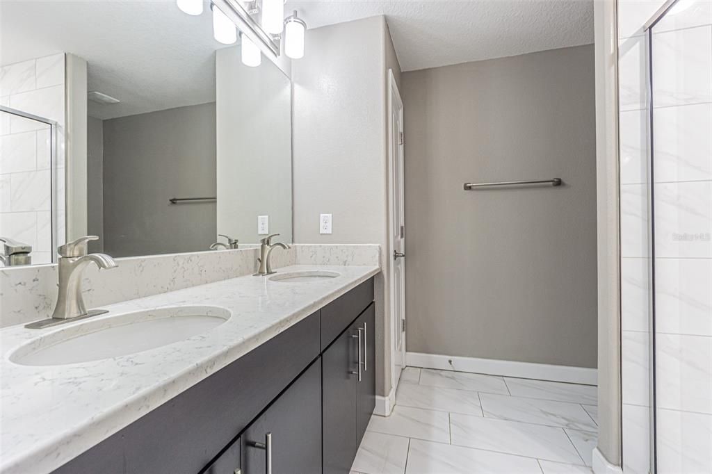 Active With Contract: $4,080 (4 beds, 3 baths, 2410 Square Feet)