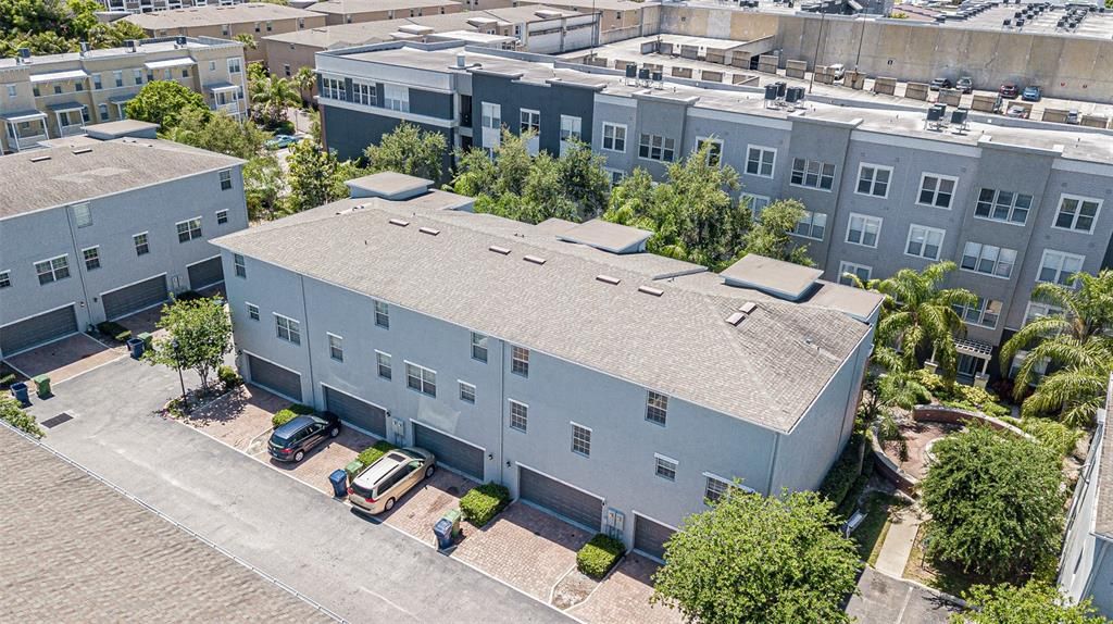 Active With Contract: $4,080 (4 beds, 3 baths, 2410 Square Feet)