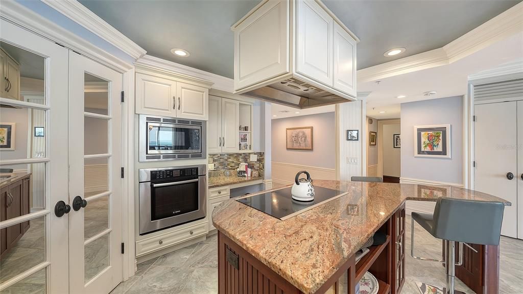 Active With Contract: $749,000 (3 beds, 2 baths, 2031 Square Feet)