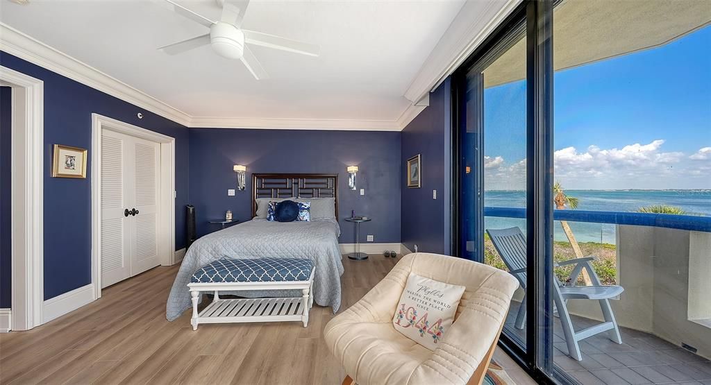 Active With Contract: $749,000 (3 beds, 2 baths, 2031 Square Feet)