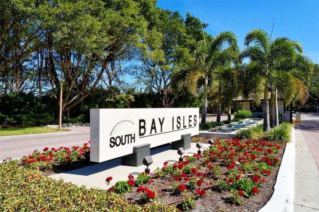 Active With Contract: $749,000 (3 beds, 2 baths, 2031 Square Feet)