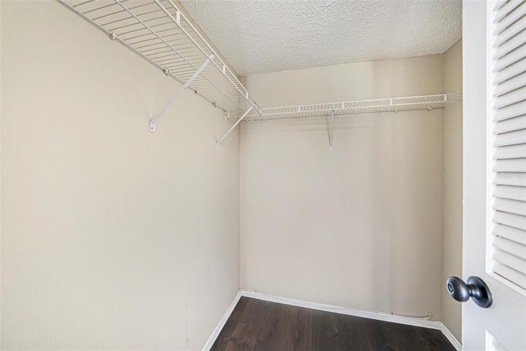 Activo con contrato: $163,000 (2 camas, 2 baños, 1094 Pies cuadrados)