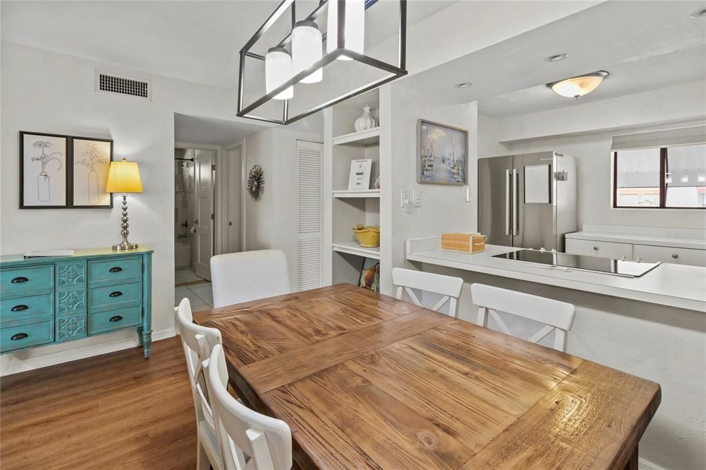 For Sale: $509,500 (2 beds, 2 baths, 1080 Square Feet)