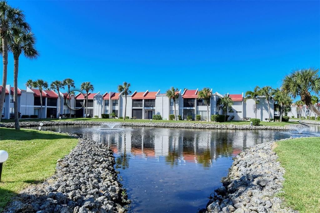 For Sale: $509,500 (2 beds, 2 baths, 1080 Square Feet)