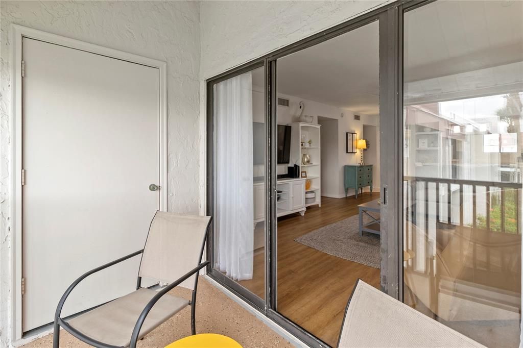 For Sale: $509,500 (2 beds, 2 baths, 1080 Square Feet)