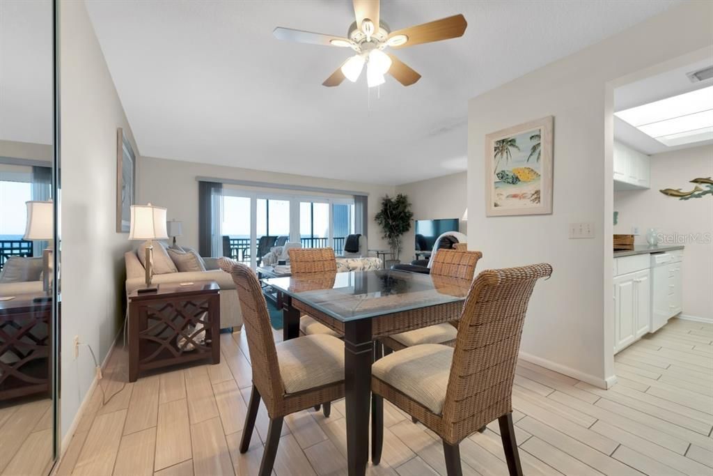 For Sale: $1,250,000 (2 beds, 2 baths, 1180 Square Feet)