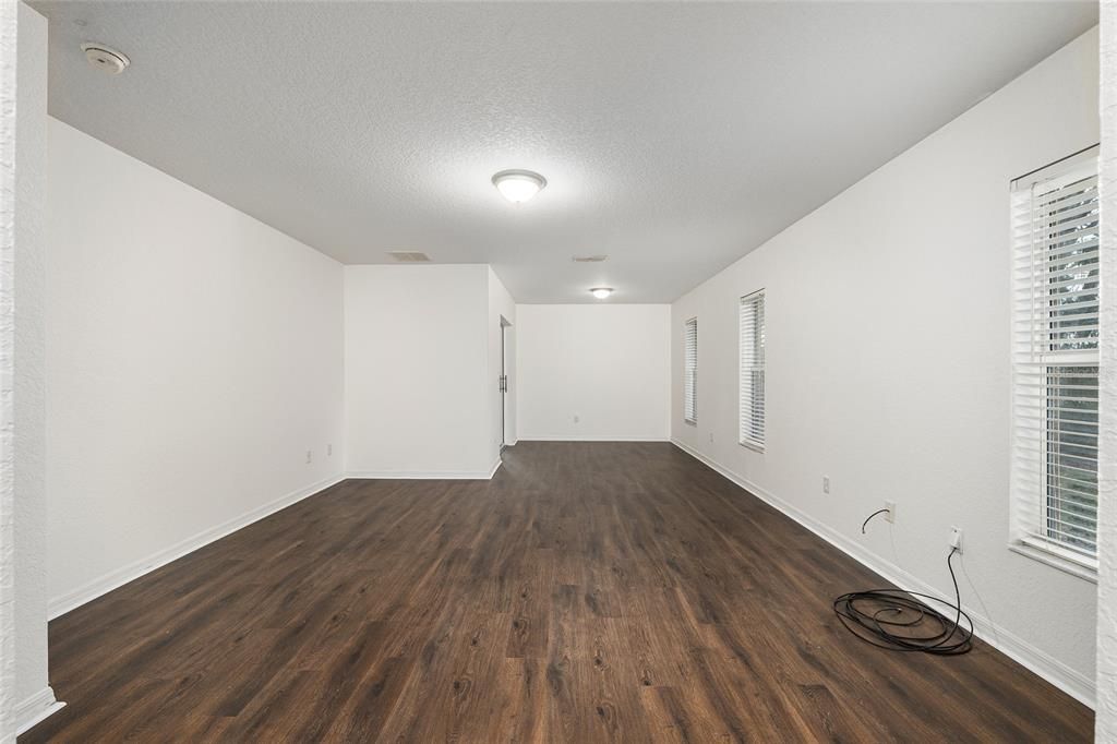 Active With Contract: $349,900 (4 beds, 2 baths, 2382 Square Feet)