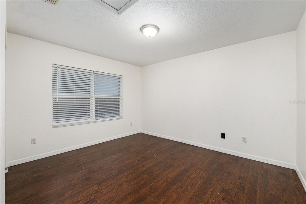 Active With Contract: $349,900 (4 beds, 2 baths, 2382 Square Feet)