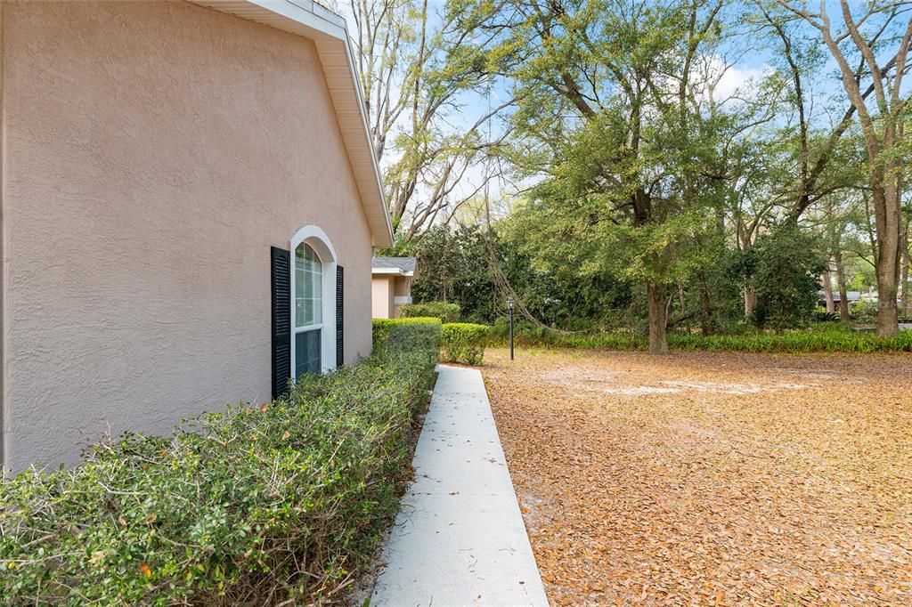 Active With Contract: $349,900 (4 beds, 2 baths, 2382 Square Feet)