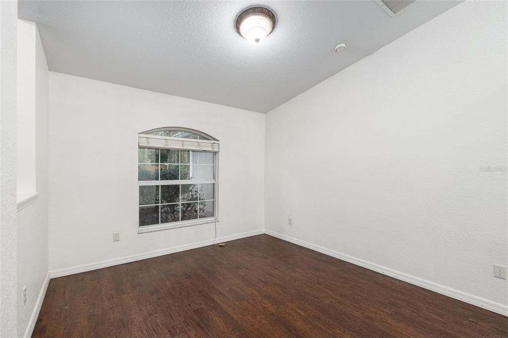 Active With Contract: $349,900 (4 beds, 2 baths, 2382 Square Feet)