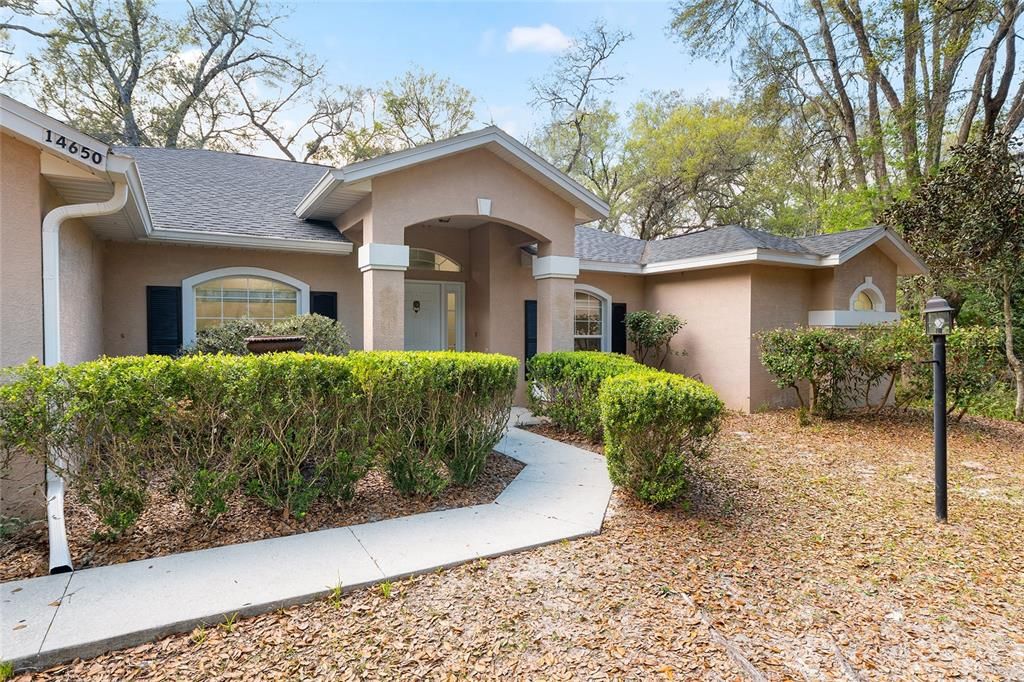 Active With Contract: $349,900 (4 beds, 2 baths, 2382 Square Feet)