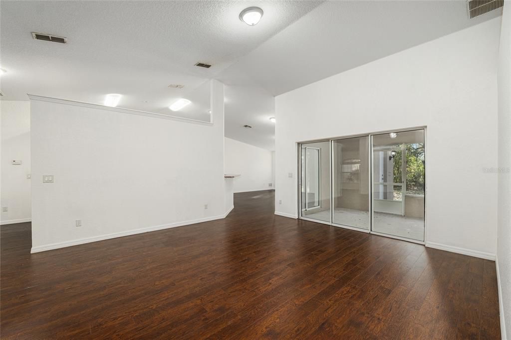 Active With Contract: $349,900 (4 beds, 2 baths, 2382 Square Feet)