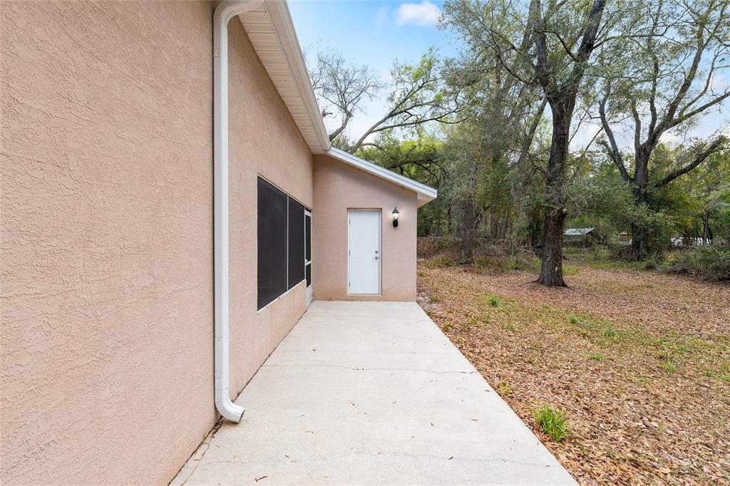 Active With Contract: $349,900 (4 beds, 2 baths, 2382 Square Feet)