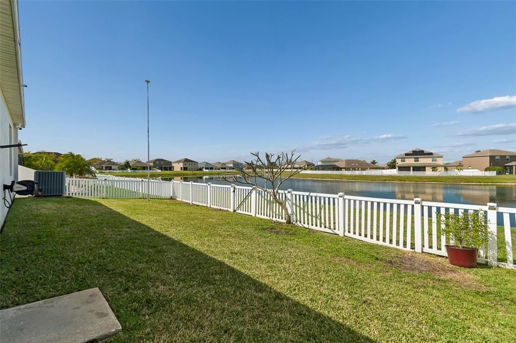 Active With Contract: $315,000 (4 beds, 3 baths, 2006 Square Feet)
