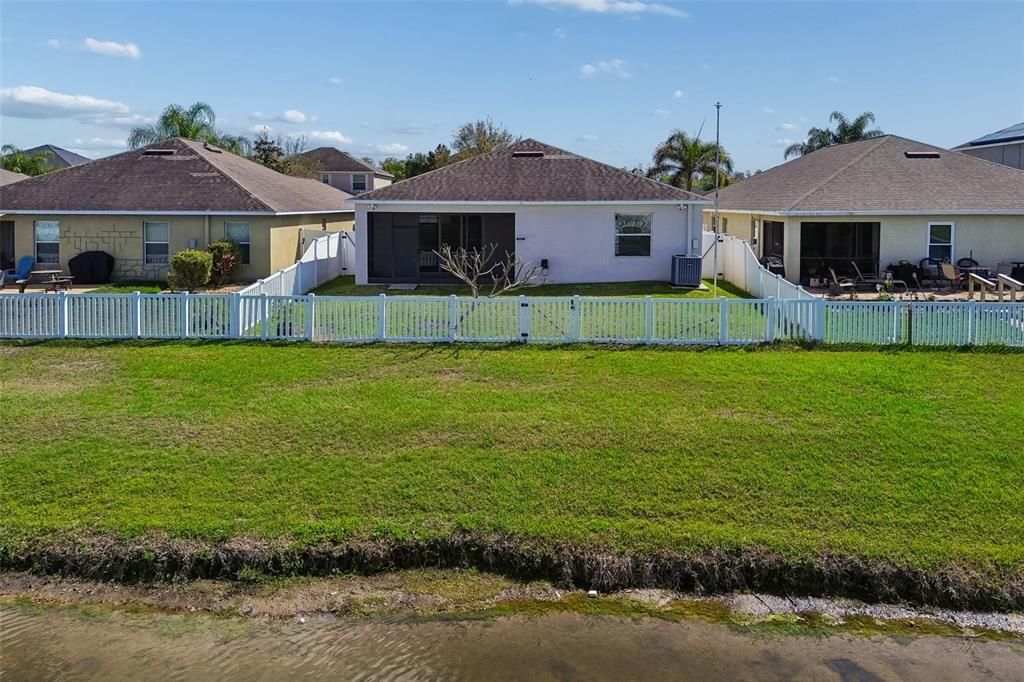 Active With Contract: $315,000 (4 beds, 3 baths, 2006 Square Feet)
