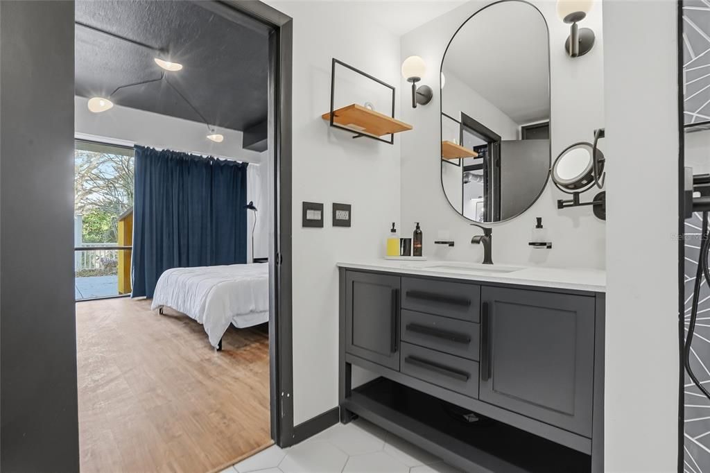 Active With Contract: $269,900 (3 beds, 2 baths, 1525 Square Feet)