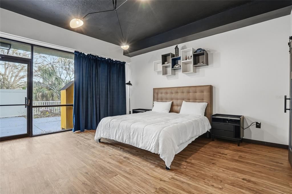 Active With Contract: $269,900 (3 beds, 2 baths, 1525 Square Feet)
