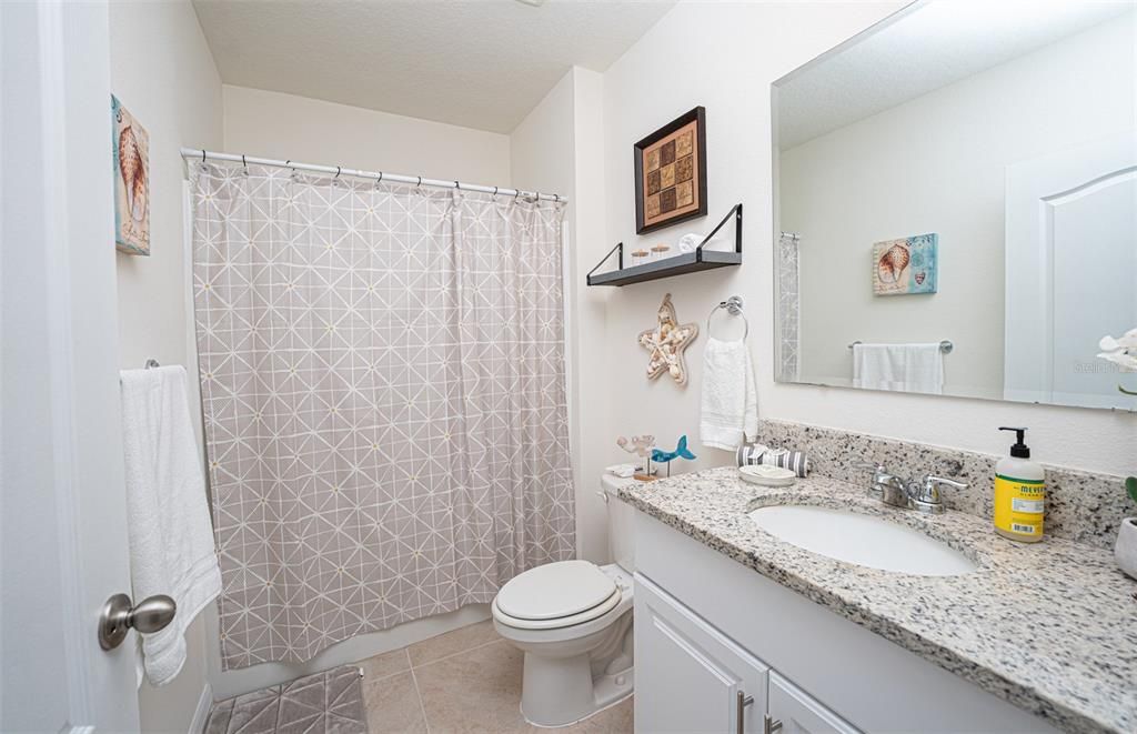 For Rent: $2,600 (4 beds, 2 baths, 1846 Square Feet)