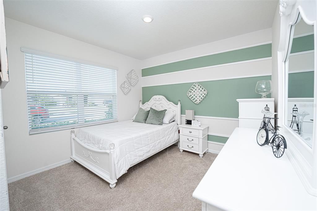 For Rent: $2,600 (4 beds, 2 baths, 1846 Square Feet)