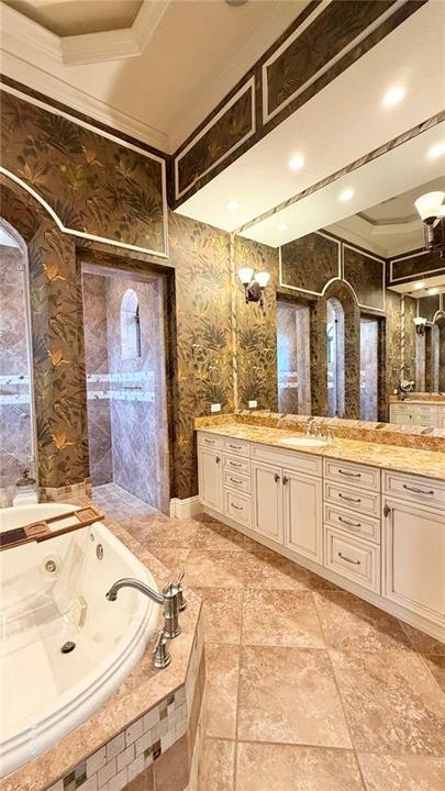En Venta: $855,000 (3 camas, 3 baños, 3323 Pies cuadrados)