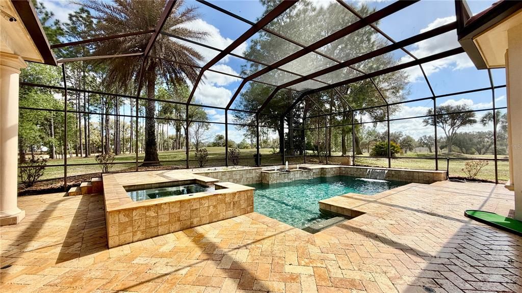En Venta: $855,000 (3 camas, 3 baños, 3323 Pies cuadrados)